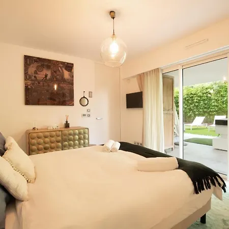 Enjoy, 3 Chambre En Centre-ville Apartmán *